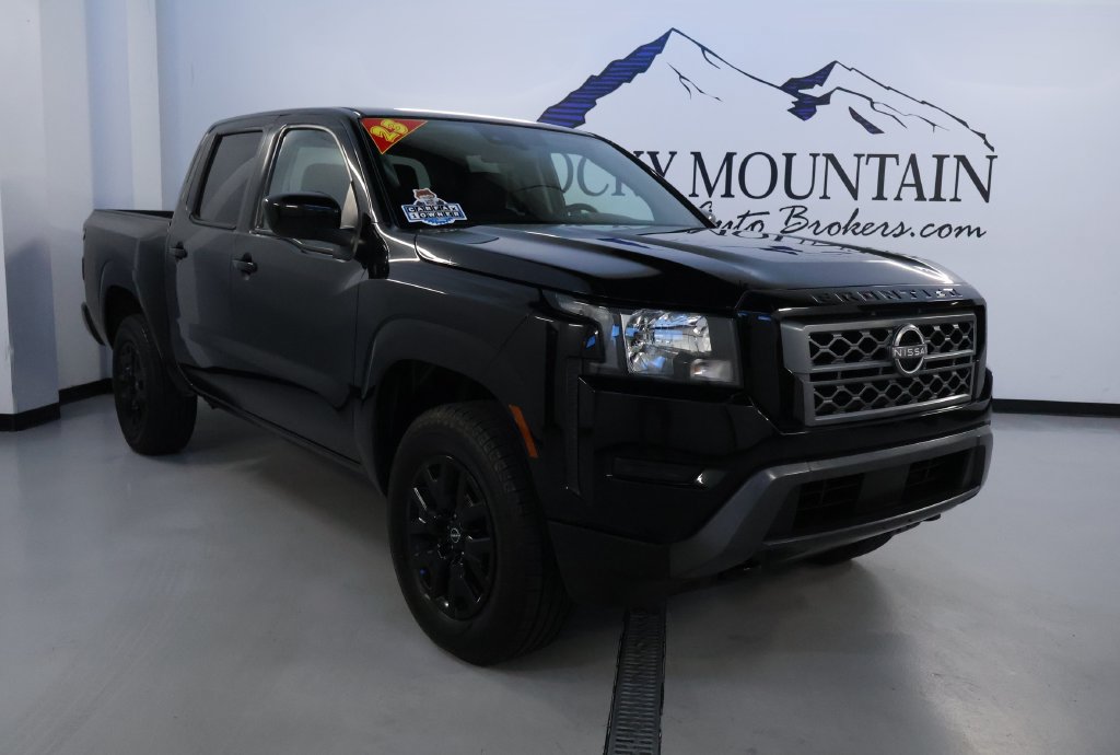 Used 2023 Nissan Frontier SV