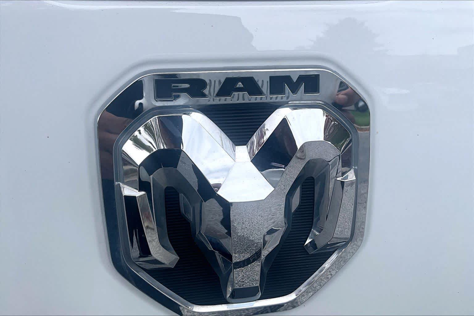 Used 2022 RAM 1500 Big Horn AWD/4WD image 30