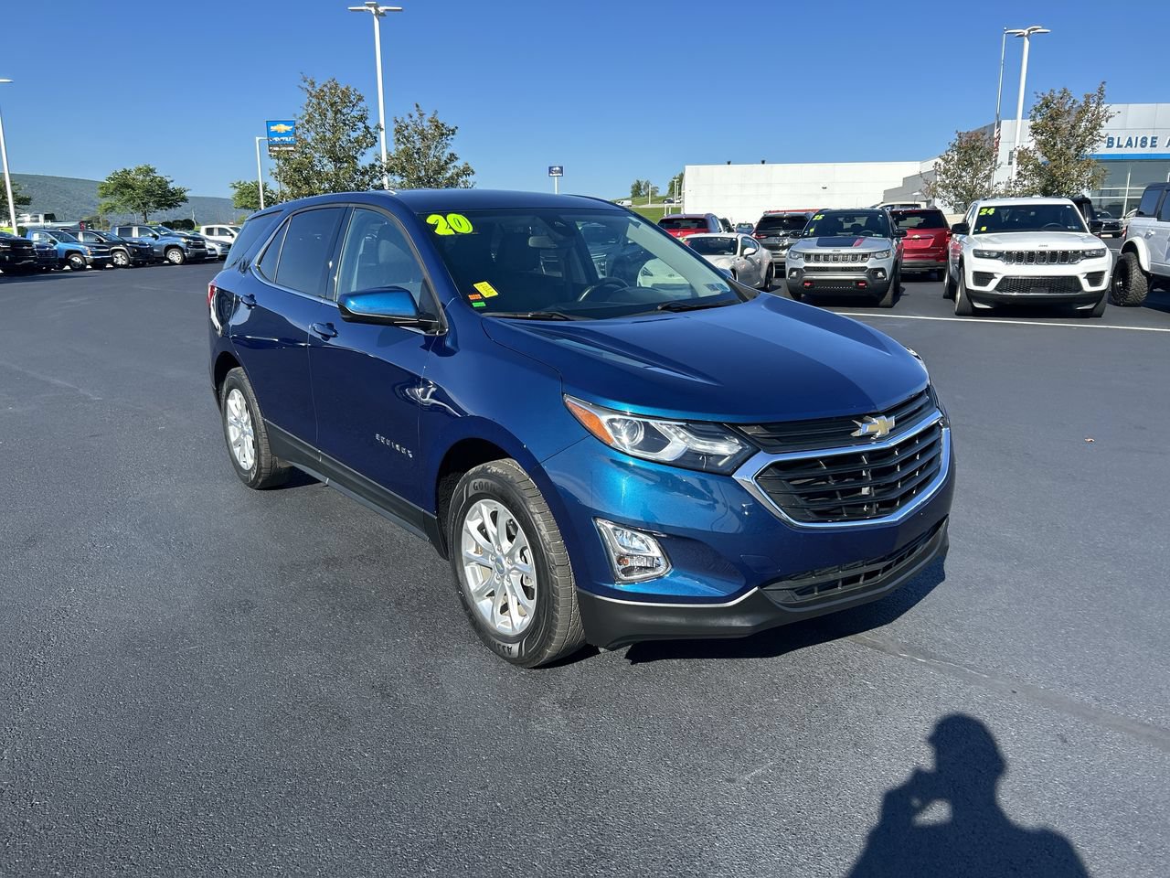 Used 2020 Chevrolet Equinox LT AWD/4WD image 1