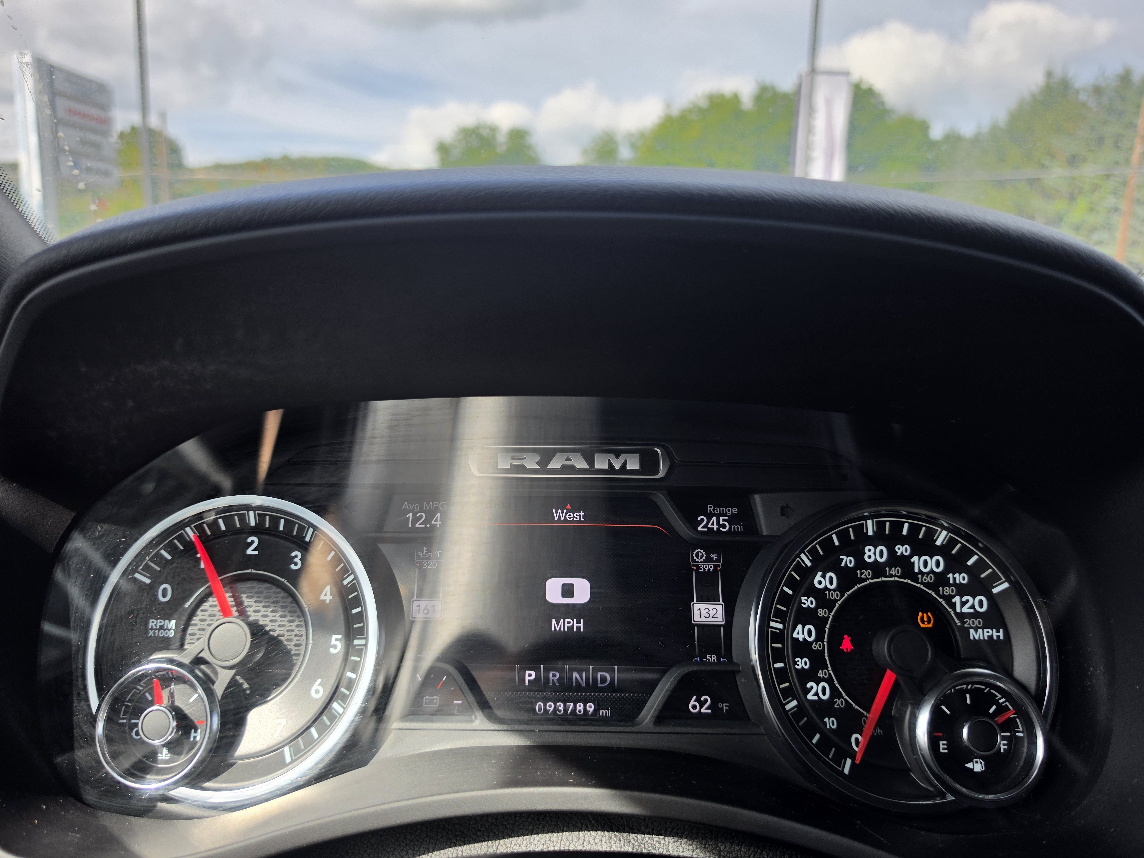 Used 2022 RAM 2500 Big Horn w/ Night Edition AWD/4WD image 21