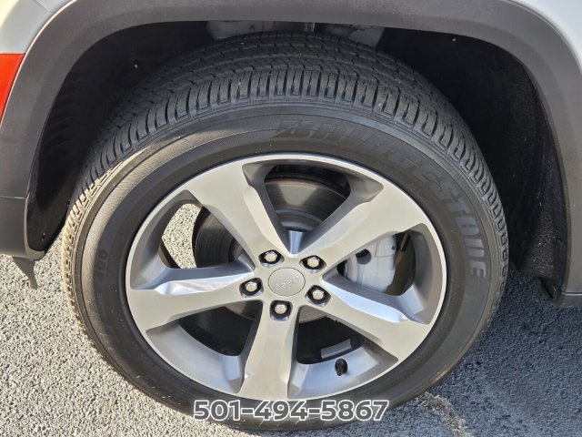 Used 2022 Jeep Grand Cherokee Limited AWD/4WD image 16