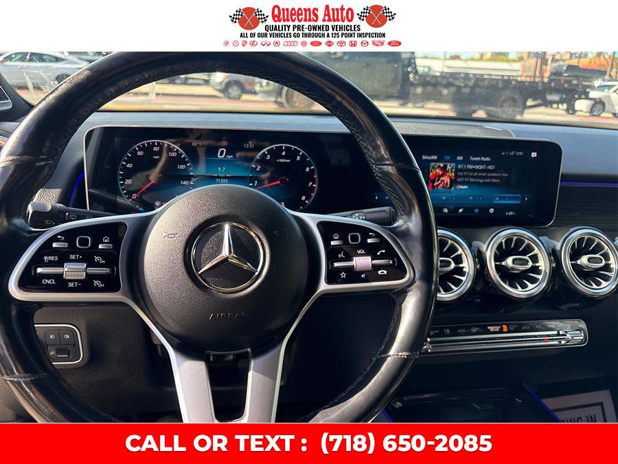 Used 2021 Mercedes-Benz GLB 250 4MATIC w/ Premium Package image 51