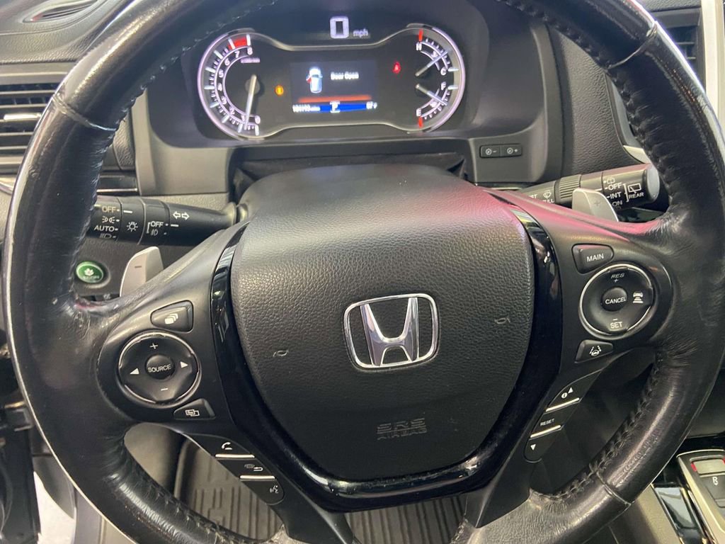 Used 2018 Honda Pilot Elite image 22
