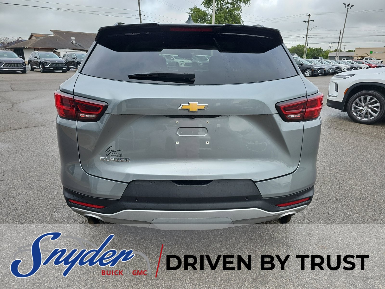 Used 2024 Chevrolet Blazer LT w/ Convenience Package FWD image 6
