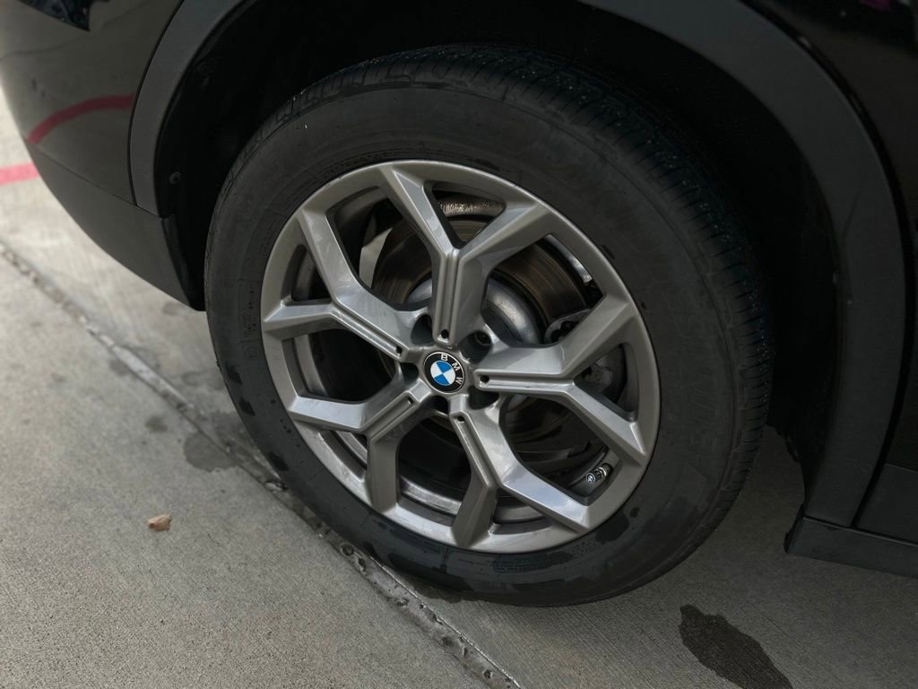 Used 2021 BMW X3 sDrive30i w/ Premium Package image 11