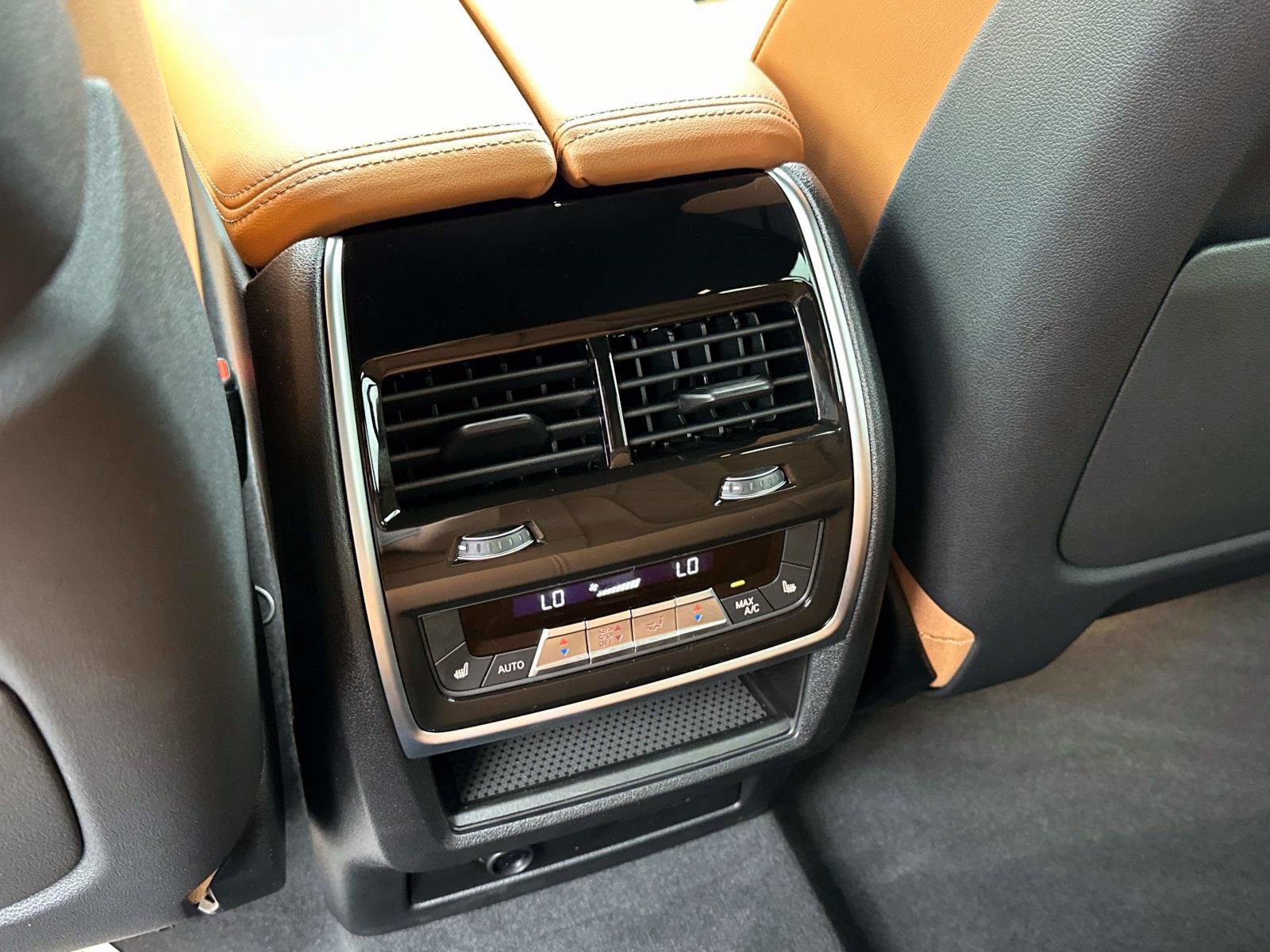 New 2026 BMW X5 sDrive40i w/ M Sport Package image 13