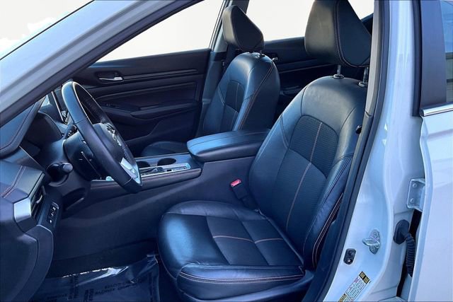 Used 2021 Nissan Altima 2.5 SR w/ SR Premium Package image 15