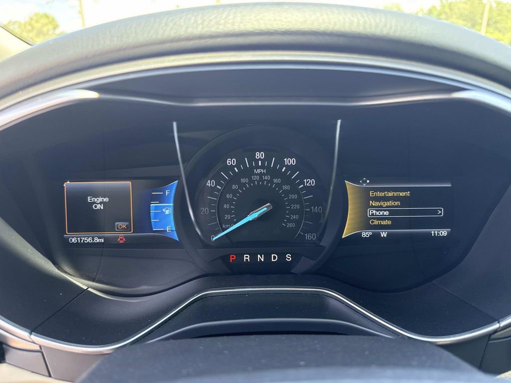 Used 2015 Ford Fusion SE w/ Equipment Group 202A FWD image 27