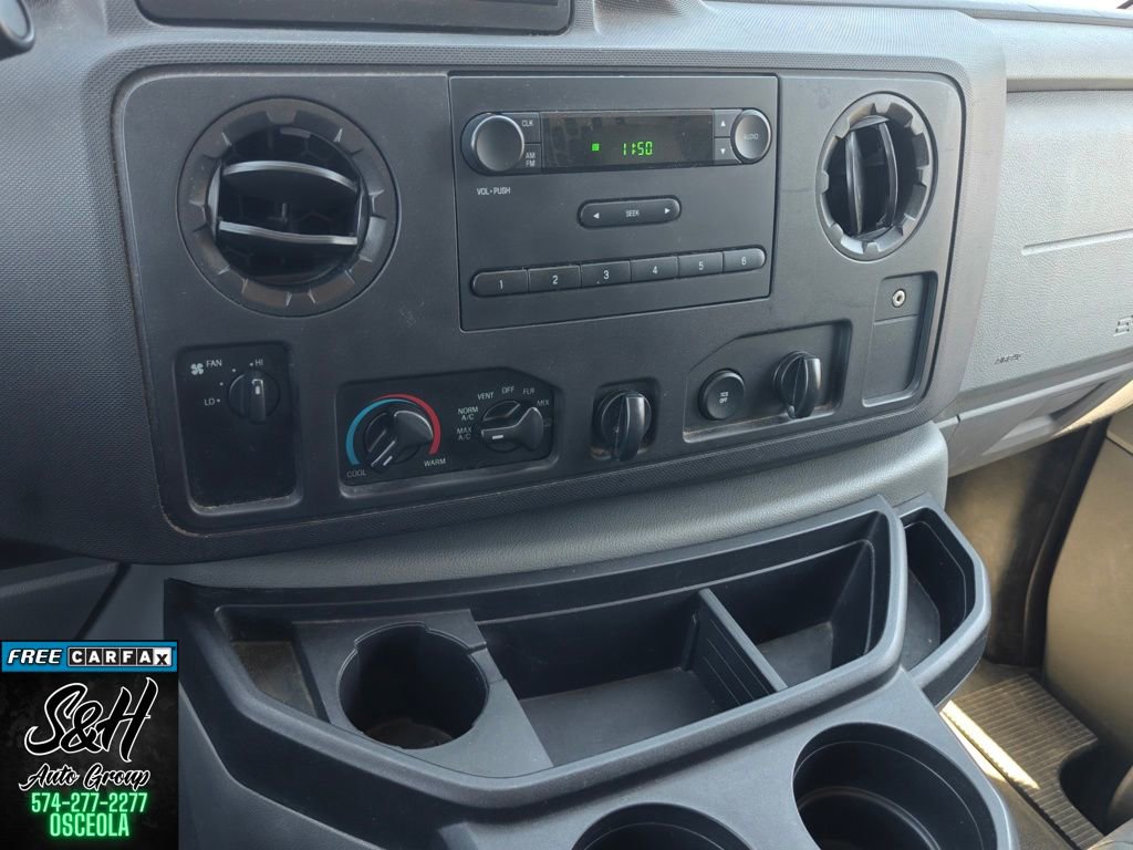 Used 2014 Ford E-250 and Econoline 250 Extended w/ Power Group RWD image 5