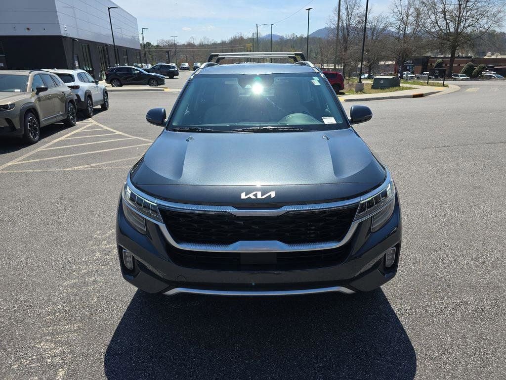 Used 2023 Kia Seltos SX image 9