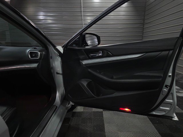 Used 2018 Nissan Maxima 3.5 SL FWD image 35