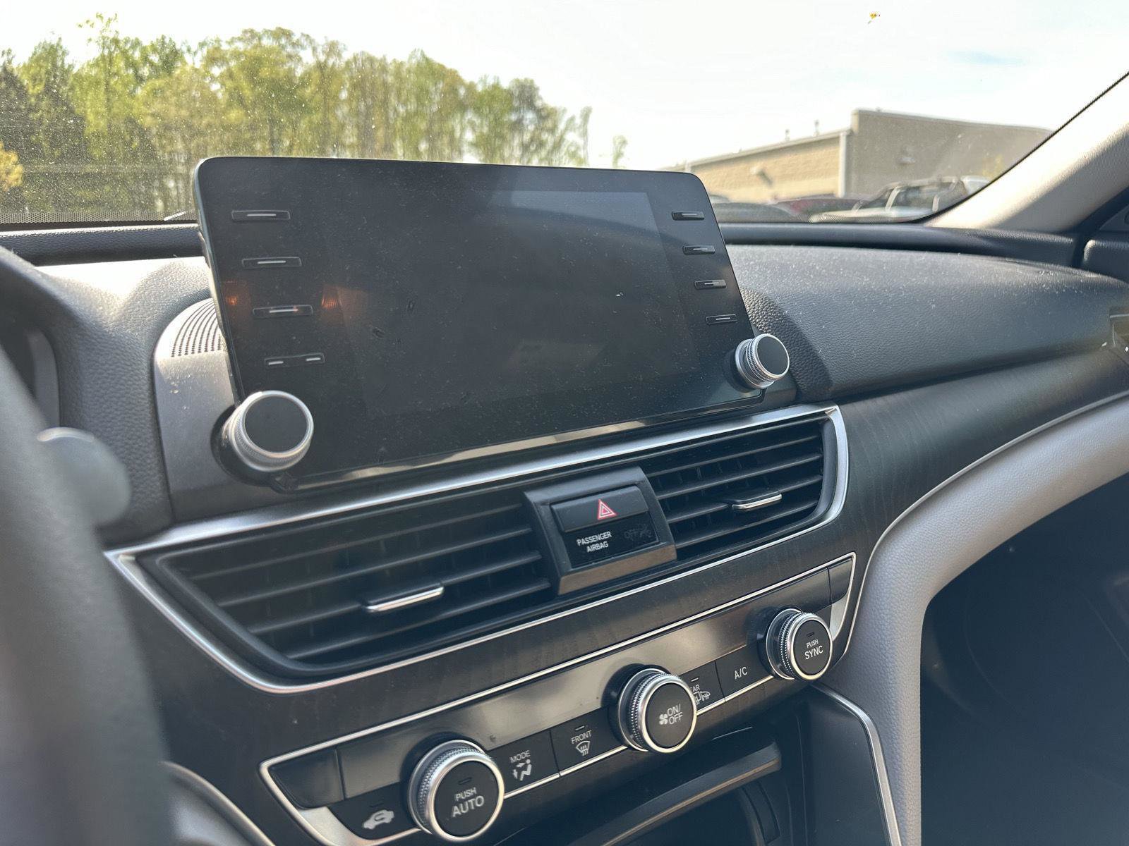 Used 2019 Honda Accord EX image 12