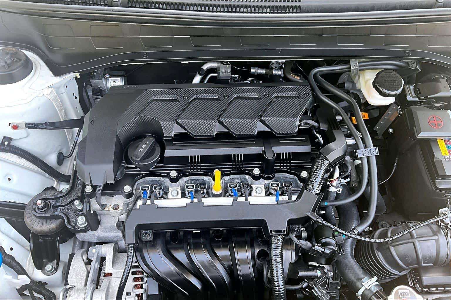 Used 2025 Hyundai Venue Limited FWD image 32