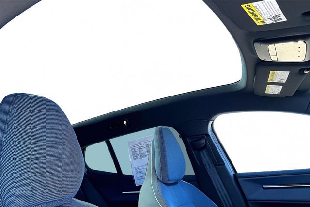 Used 2026 Volvo EX30 Cross Country Ultra w/ Protection Package Premier image 24