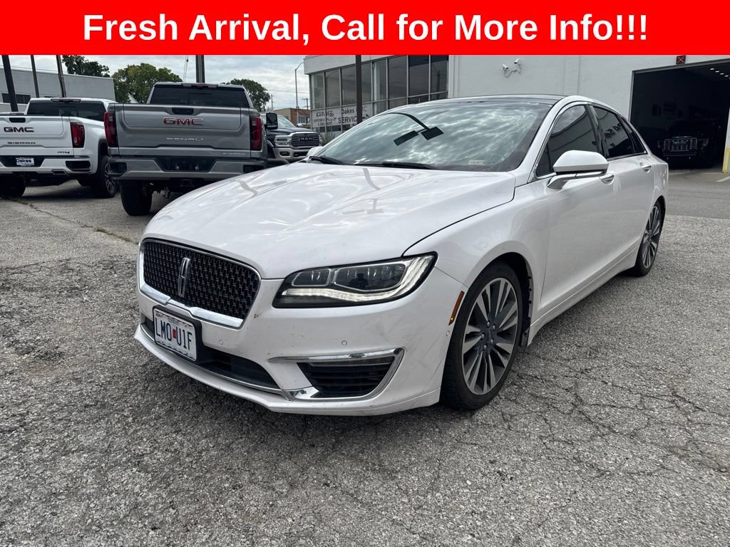 Used 2017 Lincoln MKZ Reserve w/ Technology Package FWD image 3