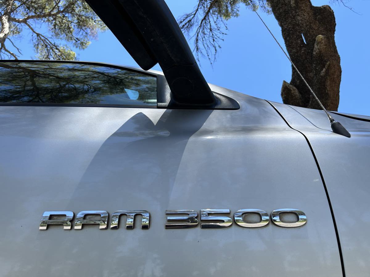 Used 2004 Dodge Ram 3500 Truck SLT w/ Sport Appearance Group image 11