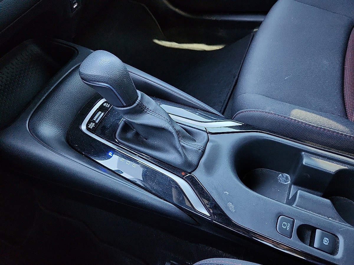 Used 2024 Toyota Corolla SE image 12