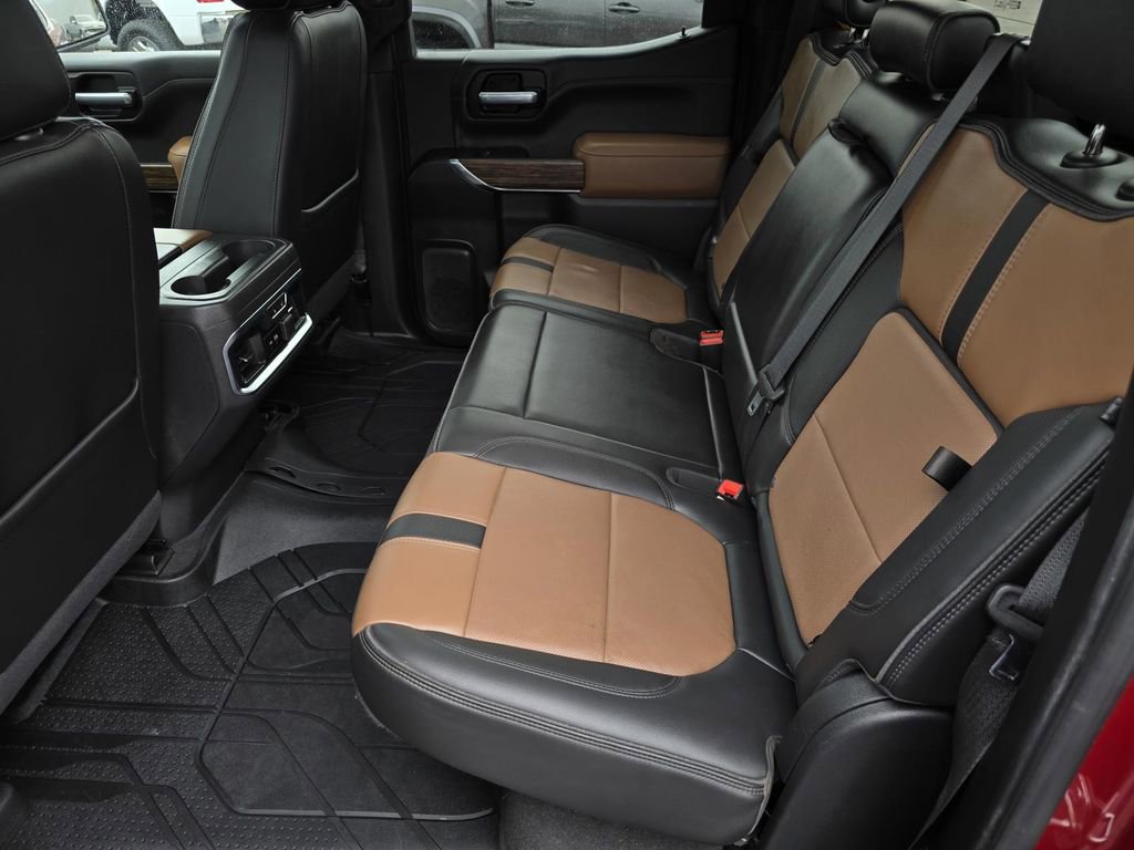 Used 2021 Chevrolet Silverado 1500 High Country w/ Technology Package AWD/4WD image 30