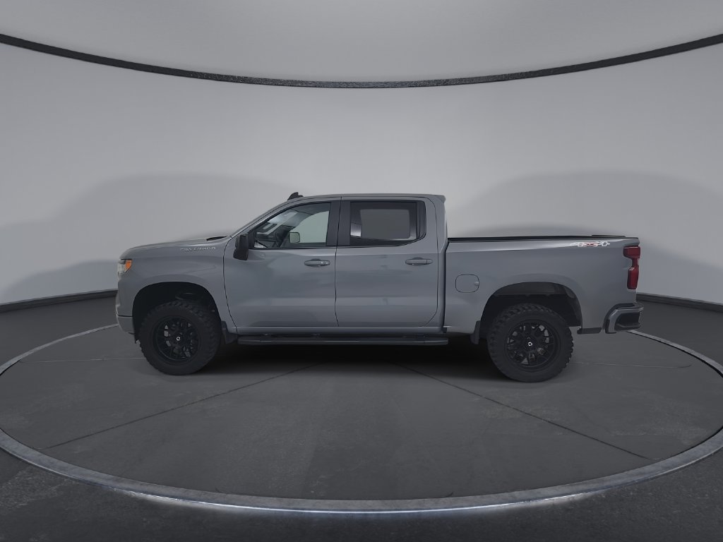Used 2024 Chevrolet Silverado 1500 RST AWD/4WD image 7
