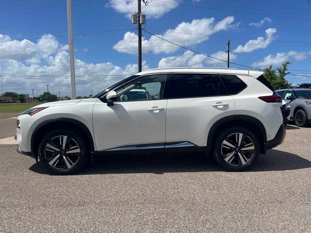Certified 2023 Nissan Rogue Platinum FWD image 4