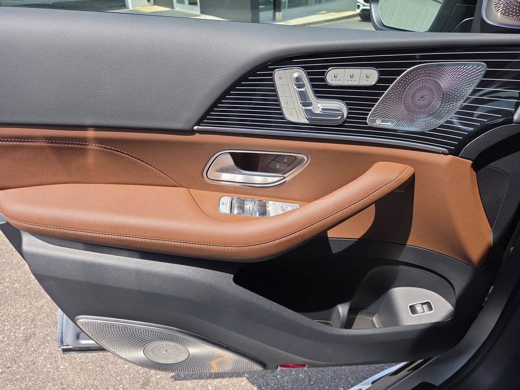 Certified 2026 Mercedes-Benz GLS 450 4MATIC image 20