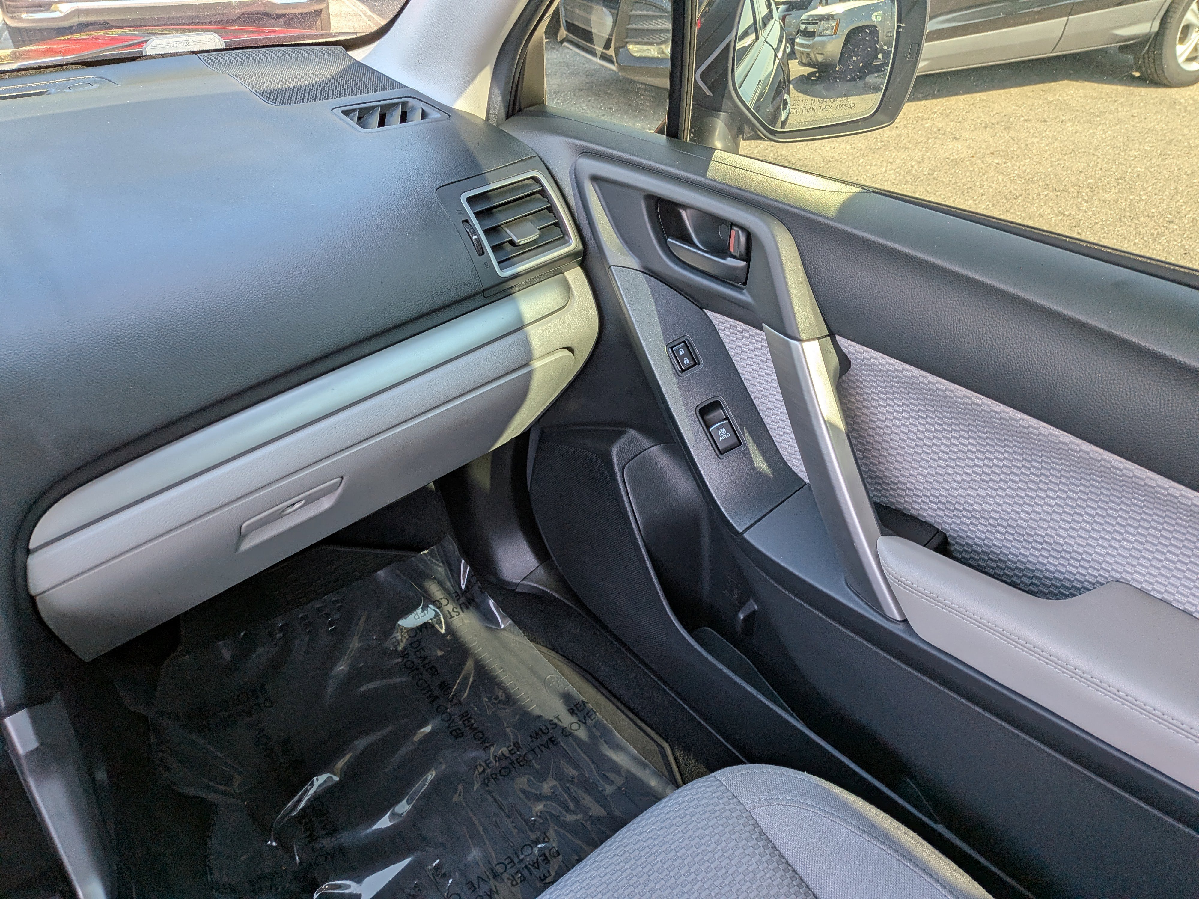 Used 2018 Subaru Forester 2.5i Premium w/ All-Weather Package image 17