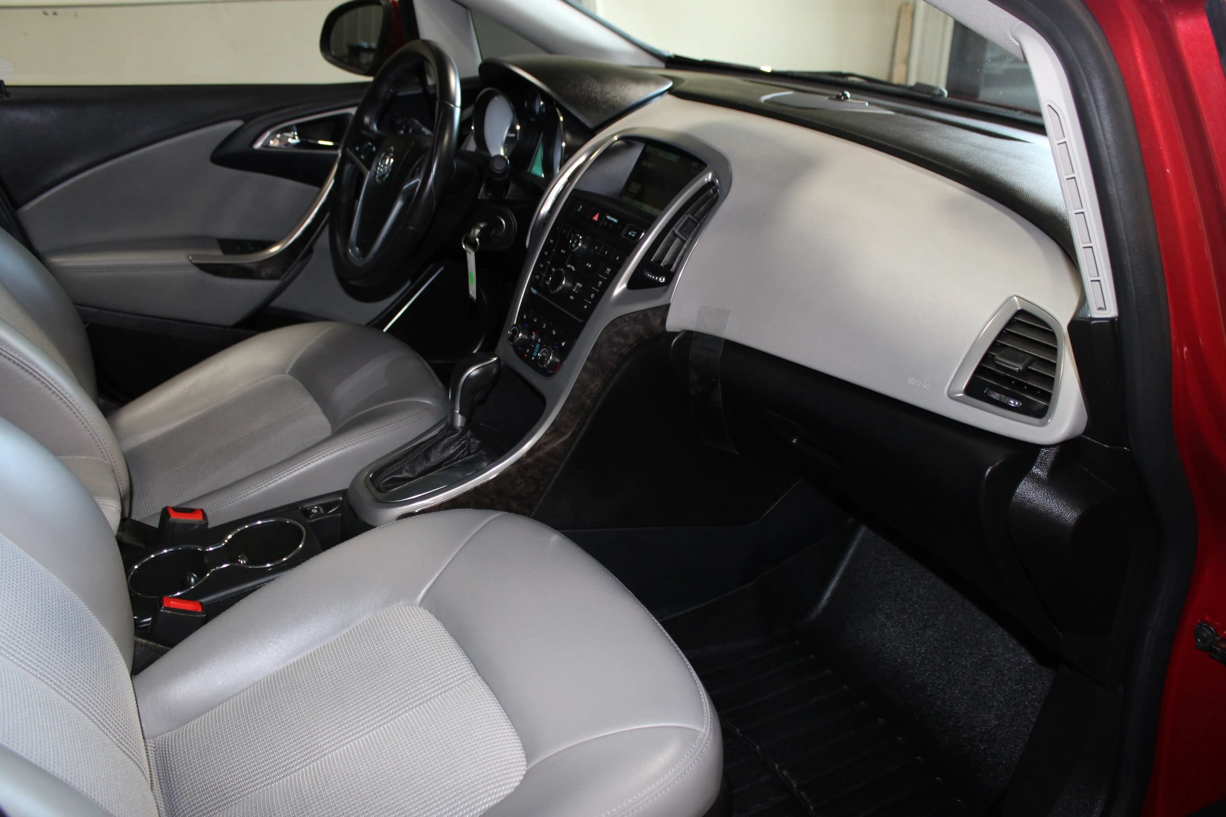 Used 2015 Buick Verano w/ Comfort Package FWD image 26