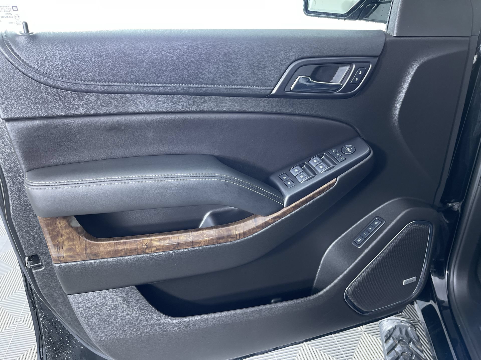 Used 2018 Chevrolet Tahoe LT AWD/4WD image 13