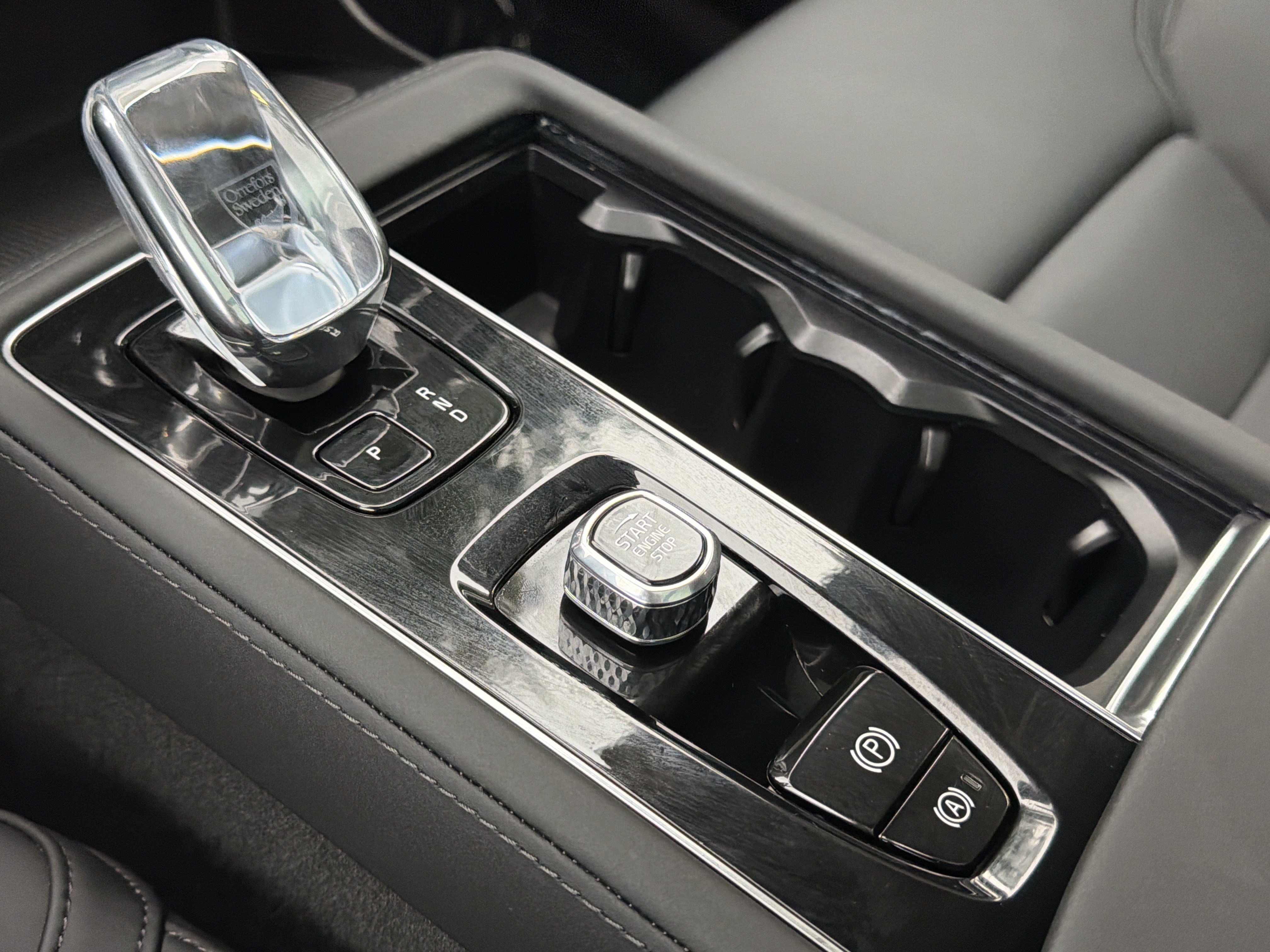 Certified 2026 Volvo XC90 B6 Plus AWD/4WD image 26