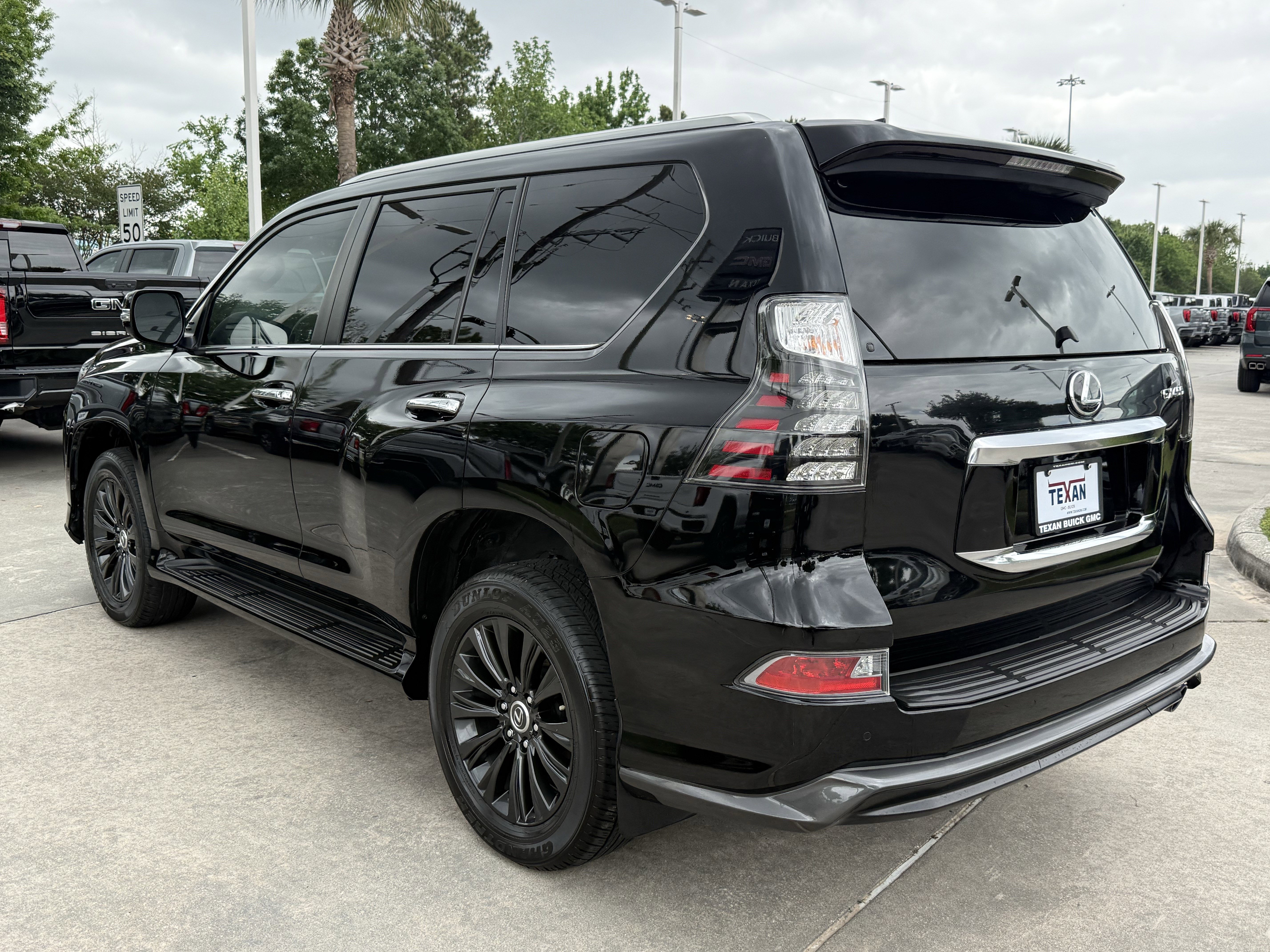 Used 2023 Lexus GX 460 Premium image 7