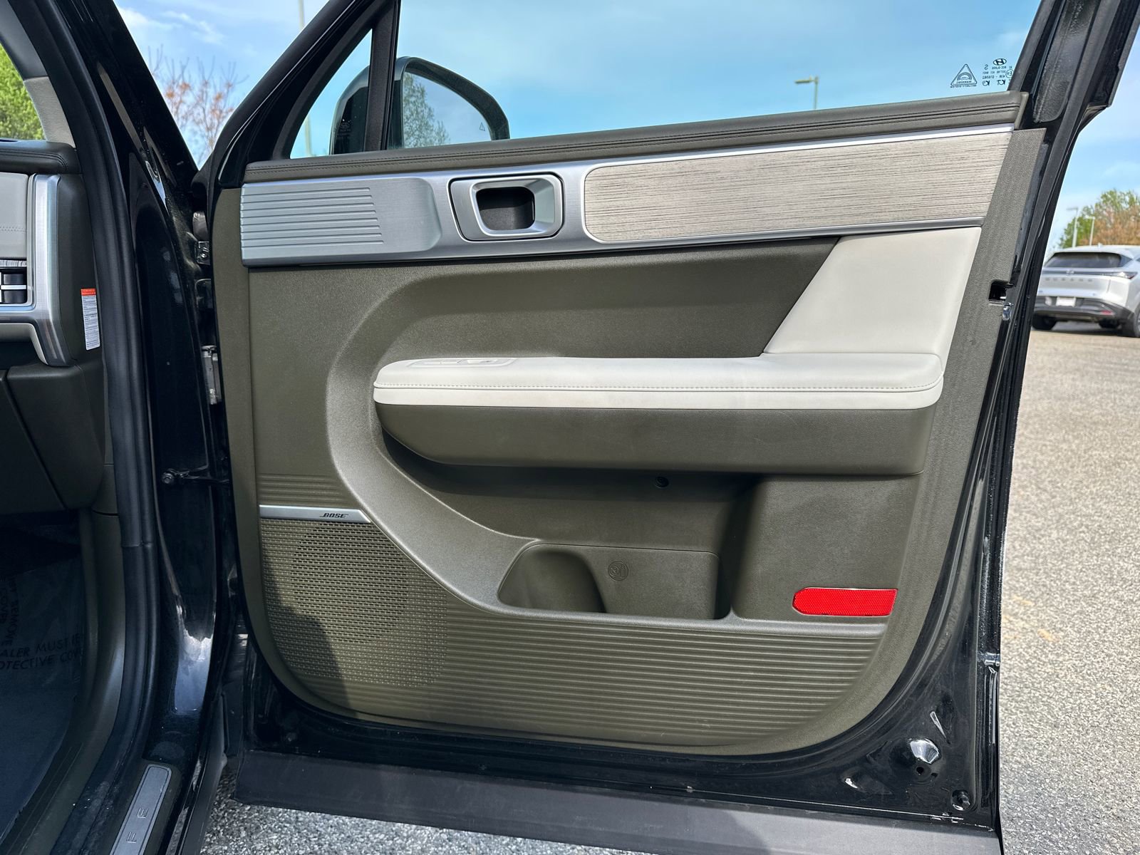 Used 2024 Hyundai Santa Fe Calligraphy image 12