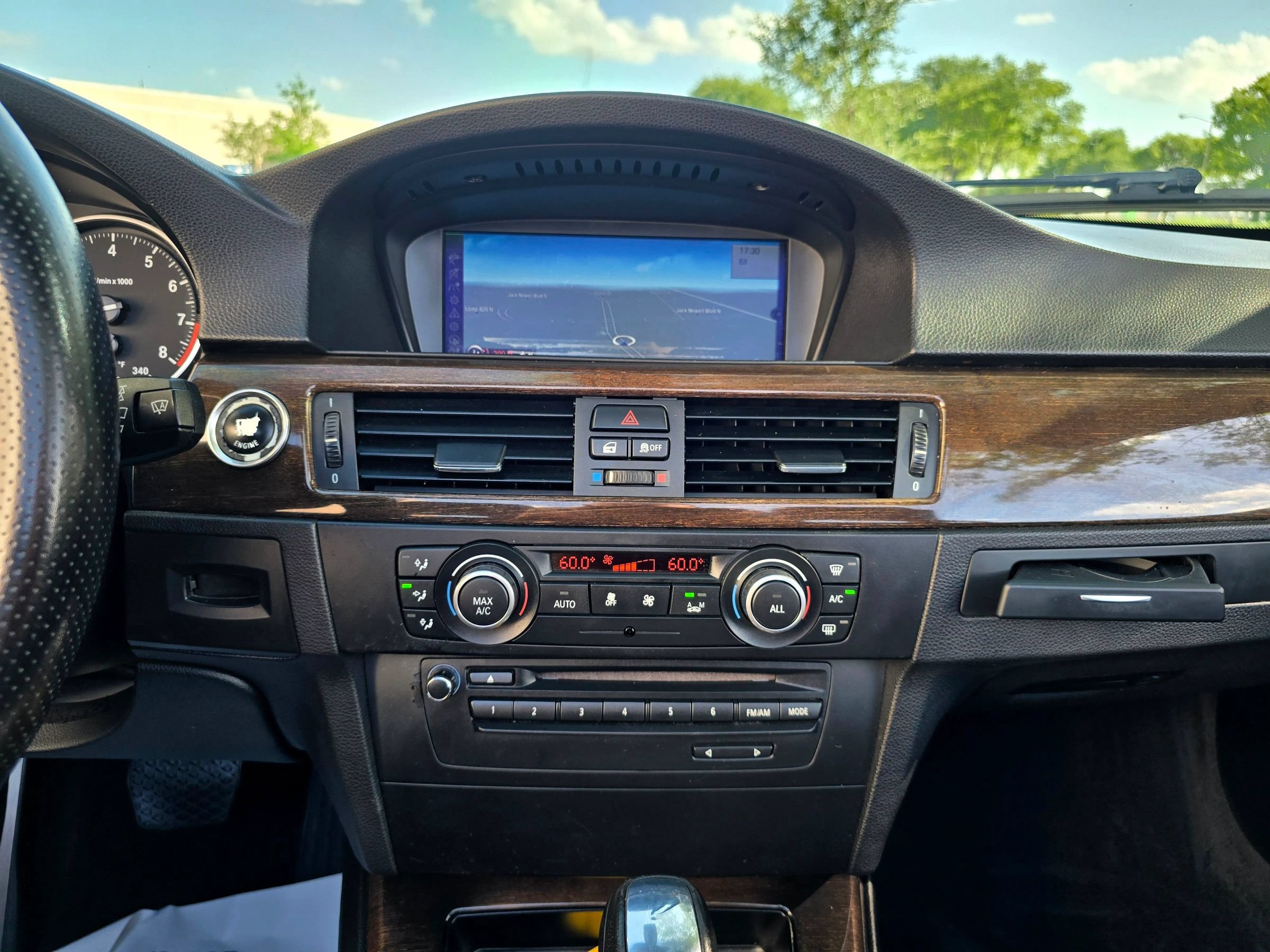 Used 2013 BMW 335i Convertible RWD image 34