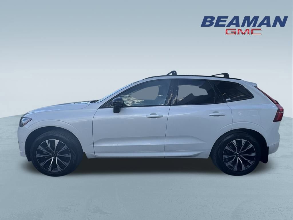 Used 2024 Volvo XC60 B5 Plus image 4
