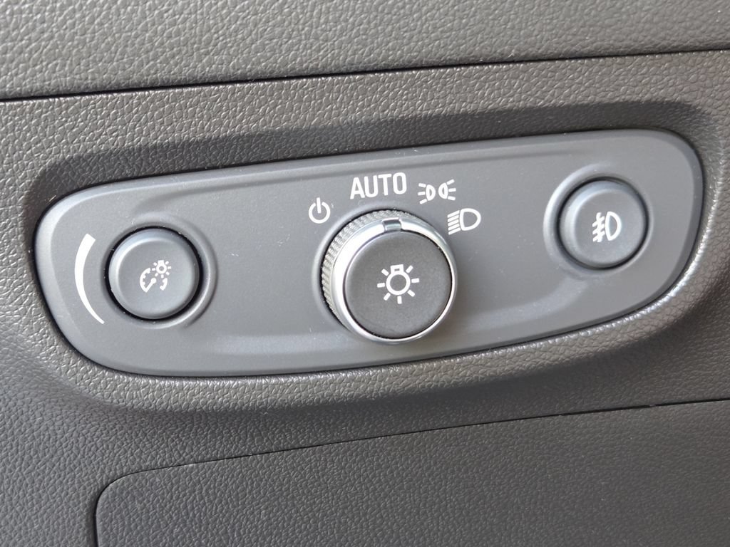 Used 2022 Buick Encore GX Preferred FWD image 11