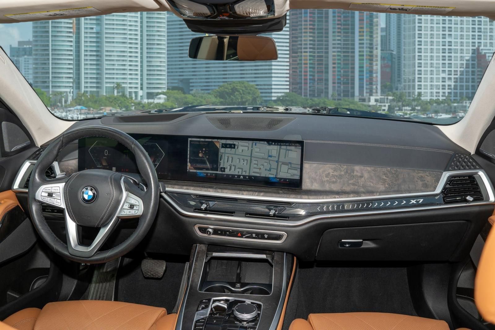 Used 2024 BMW X7 xDrive40i w/ Premium Package AWD/4WD image 25