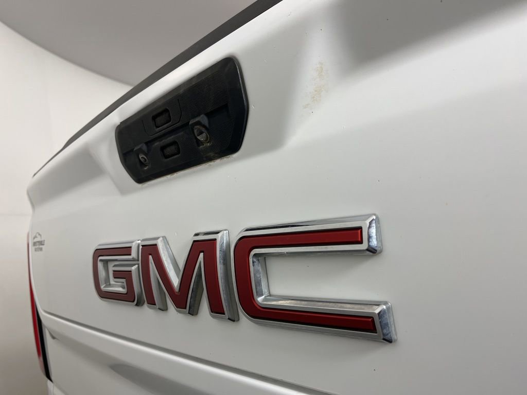 Used 2022 GMC Sierra 1500 AT4 w/ AT4 Premium Package image 11