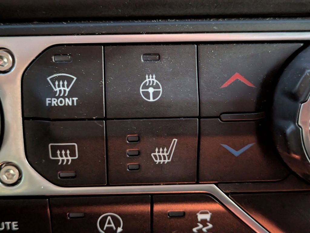 Used 2021 Jeep Wrangler Unlimited Sport image 24