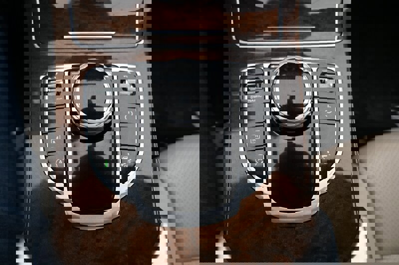 Used 2018 Mercedes-Benz GLC 300 4MATIC Coupe image 39