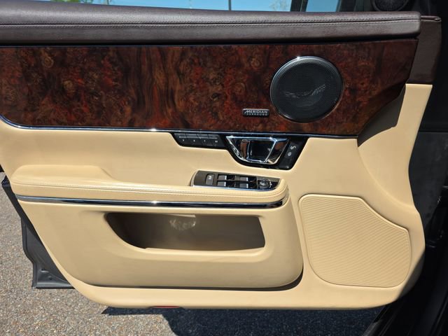 Used 2017 Jaguar XJ R-Sport image 17