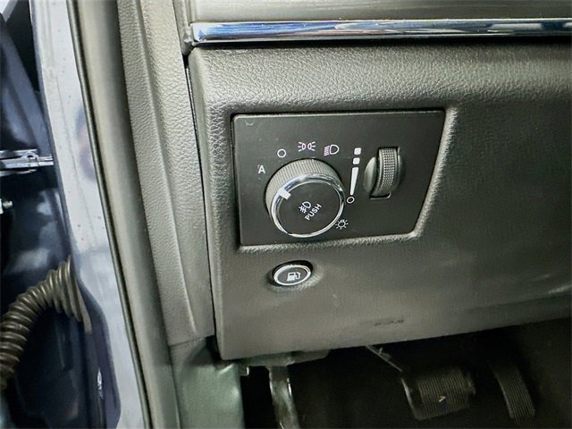 Used 2020 Jeep Grand Cherokee Limited image 10