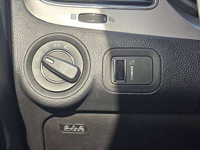 Used 2019 Dodge Journey Crossroad FWD image 11