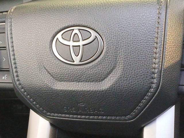 Used 2026 Toyota 4Runner Platinum AWD/4WD image 5