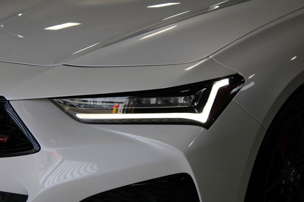 Used 2022 Acura TLX Type S AWD/4WD image 2