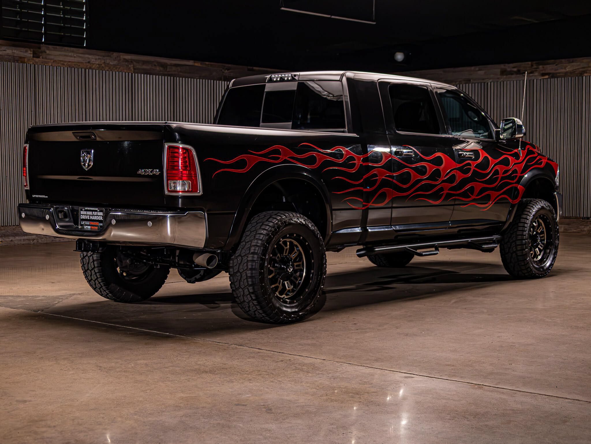 Used 2018 RAM 2500 Laramie w/ Convenience Group AWD/4WD image 12