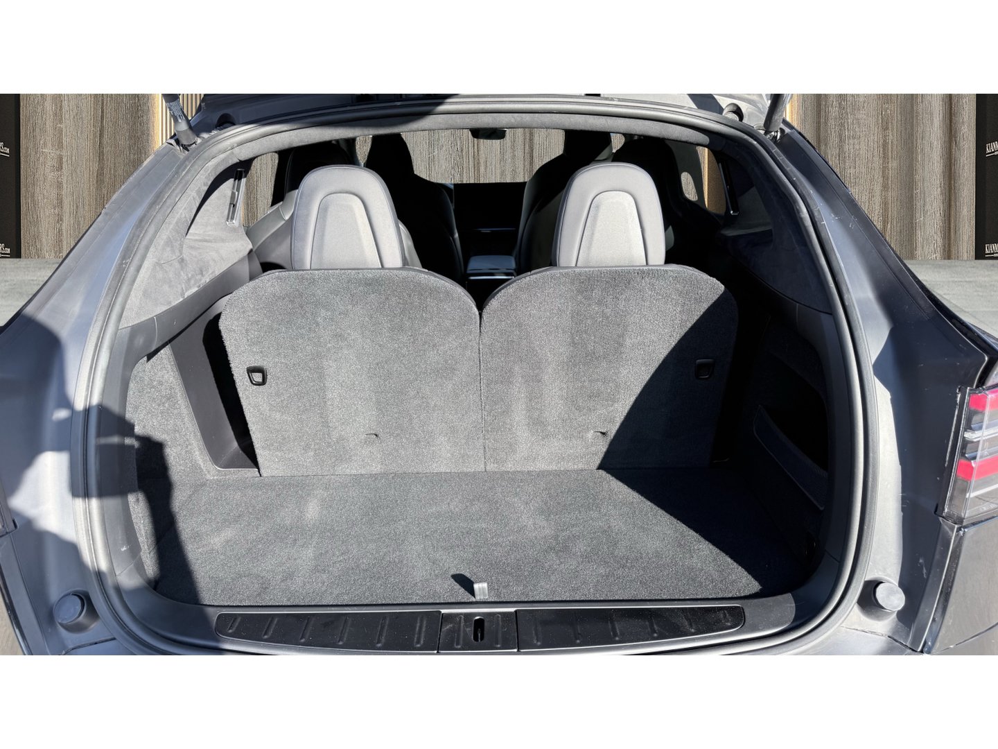 Used 2022 Tesla Model X AWD/4WD image 16