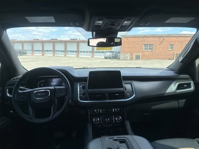 Used 2024 GMC Yukon AT4 w/ AT4 Premium Plus Package image 10