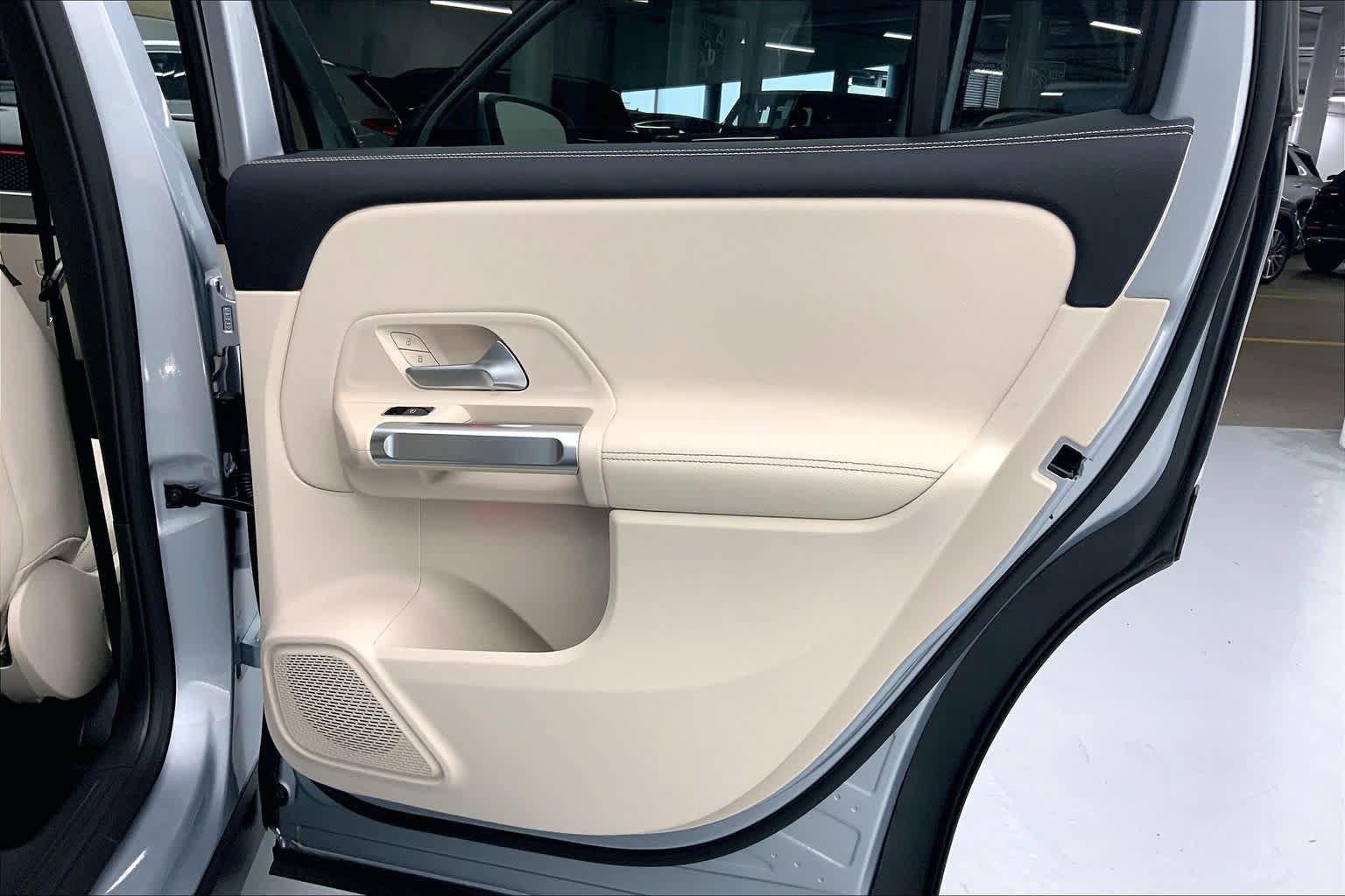New 2026 Mercedes-Benz GLB 250 image 13