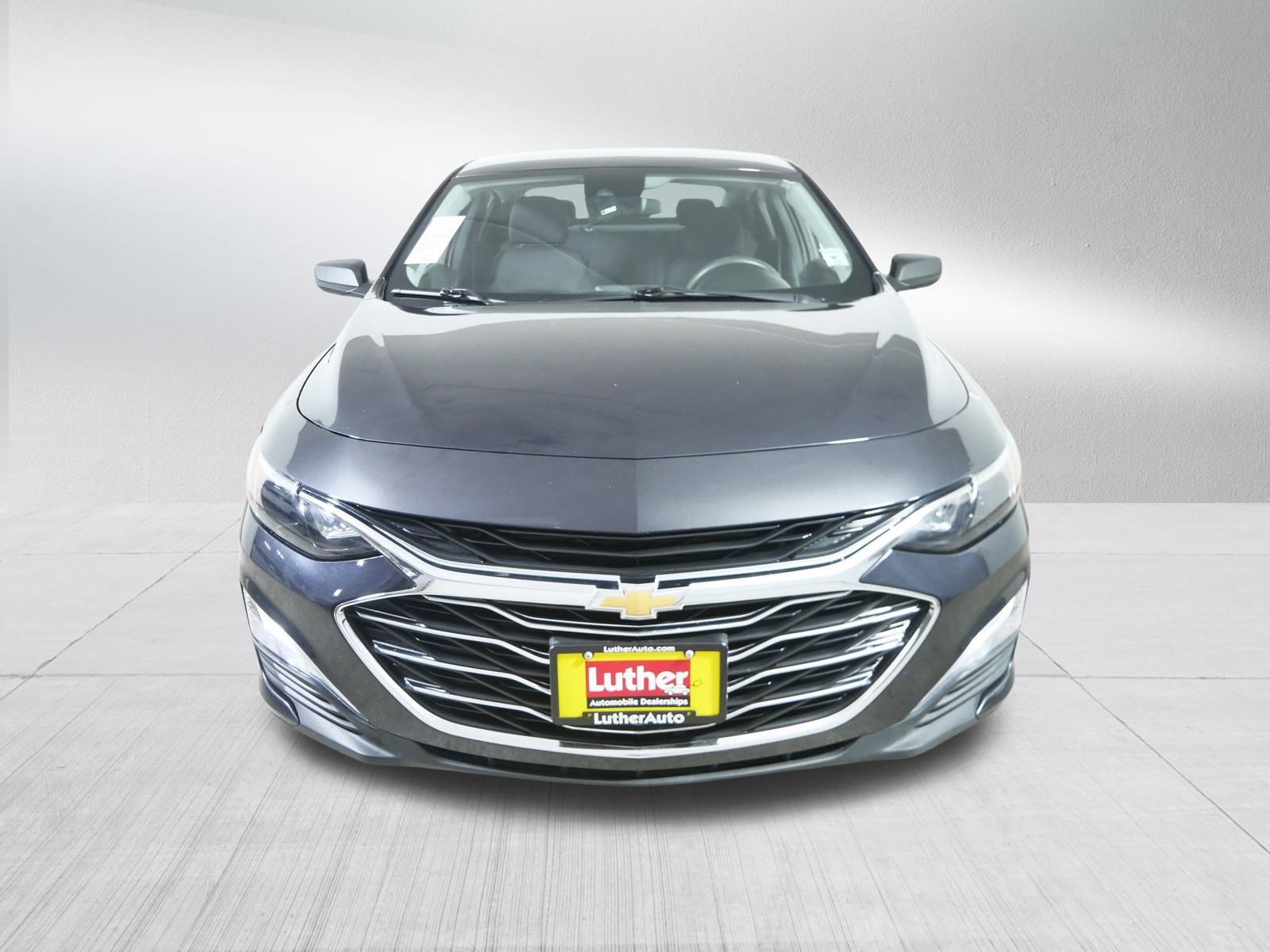Used 2023 Chevrolet Malibu LS image 2