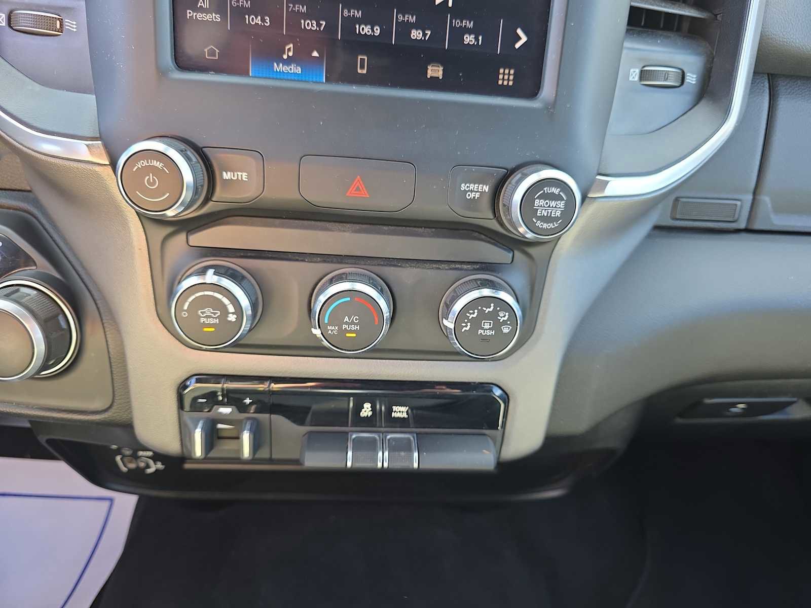 Used 2024 RAM 2500 Big Horn image 18