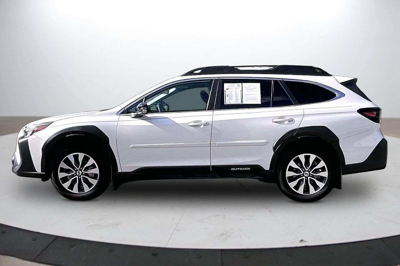 Used 2024 Subaru Outback Limited AWD/4WD image 5